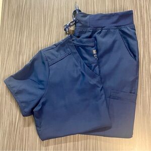 Med Couture Insight Navy Blue Scrub Set
